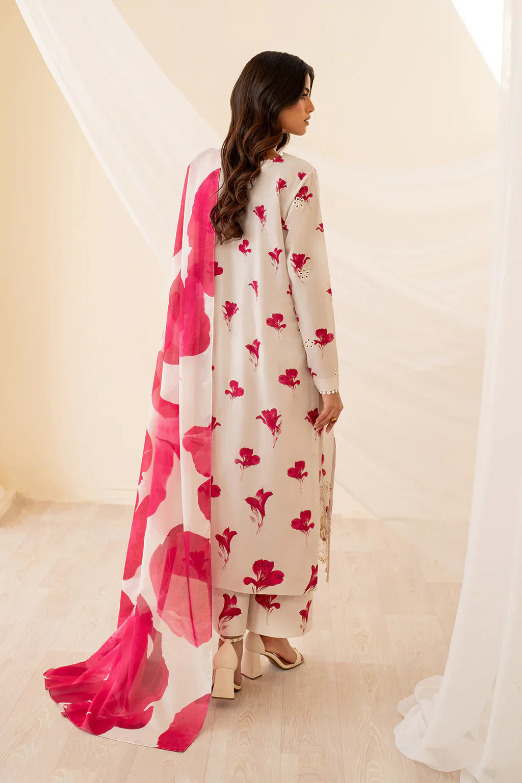 Iznik Premium Lawn Embroidered Collection Unstitched Floral Affair UE-443