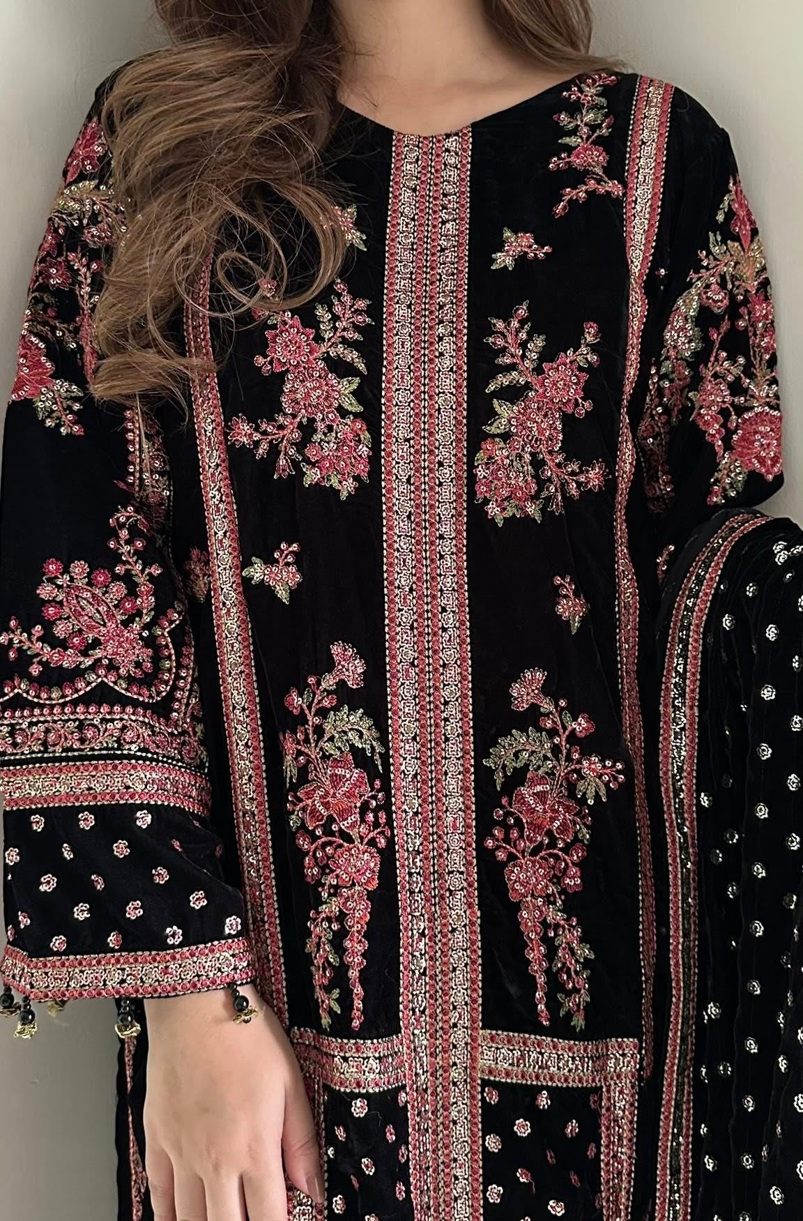 Aneelas Luxury Velvet Suit 3 Piece Unstitched - Oceans