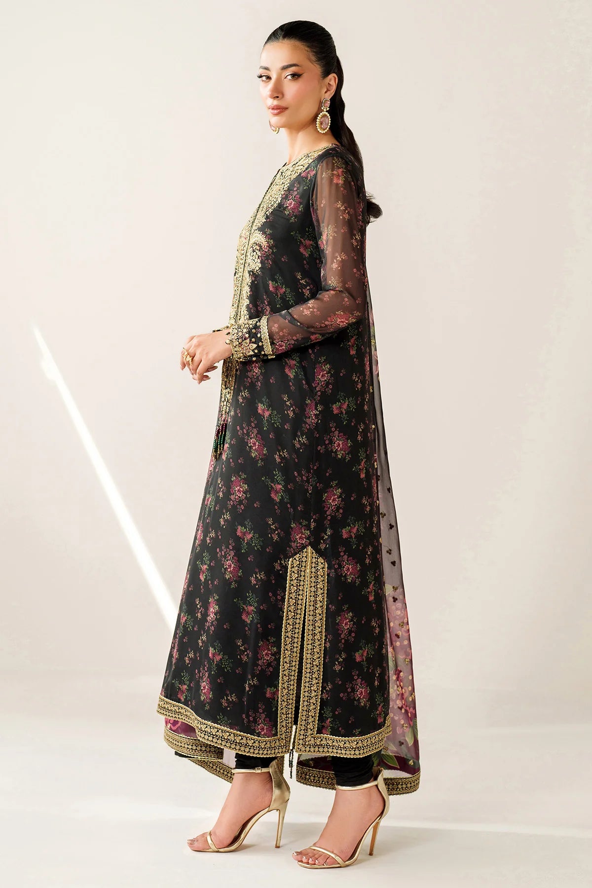 Jazmin Festive Silk D109