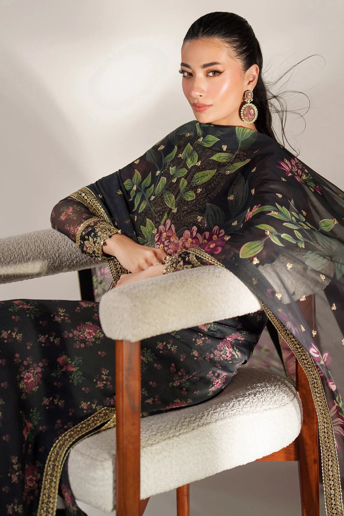 Jazmin Festive Silk D109