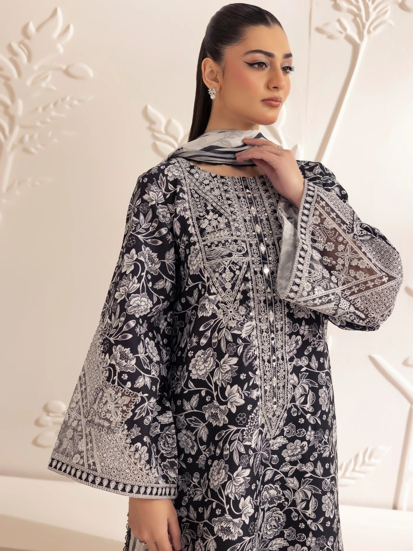 SPL-10 3PC Unstitched Linen