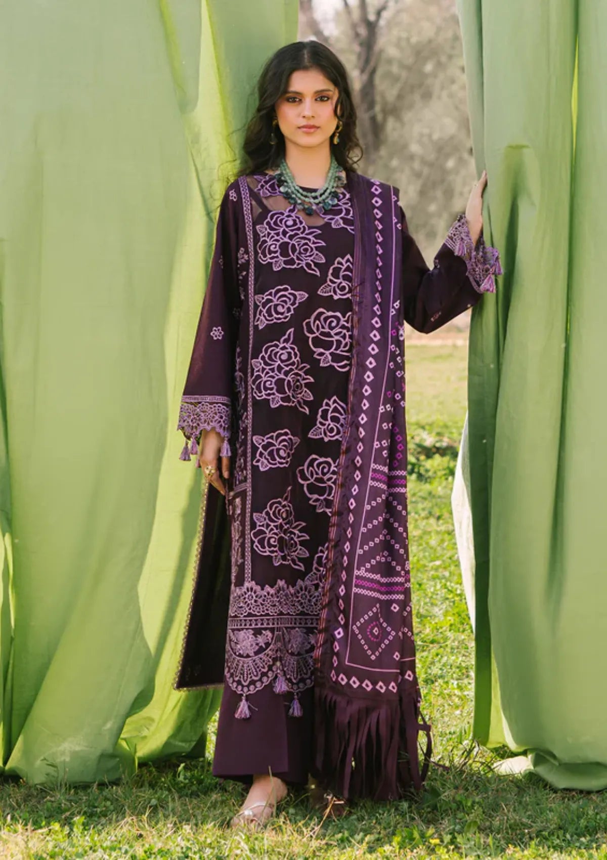 Mahnur Dahlia