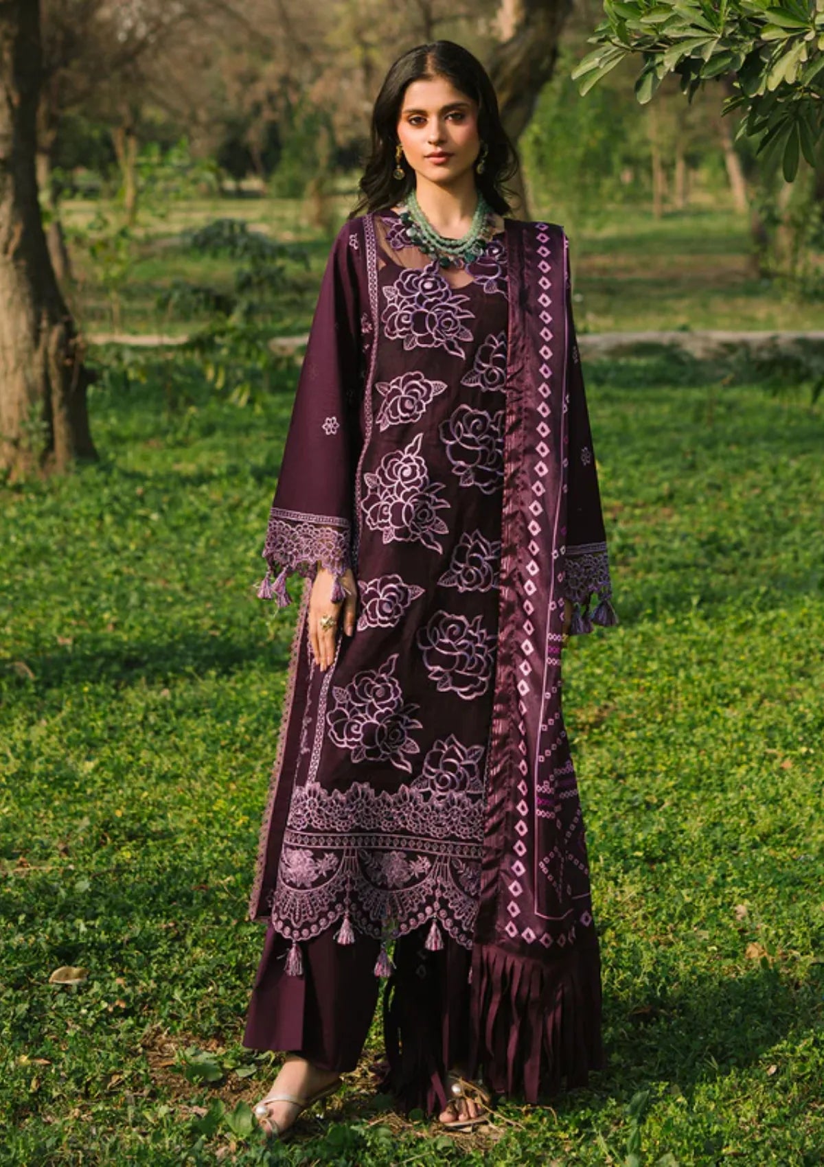 Mahnur Dahlia