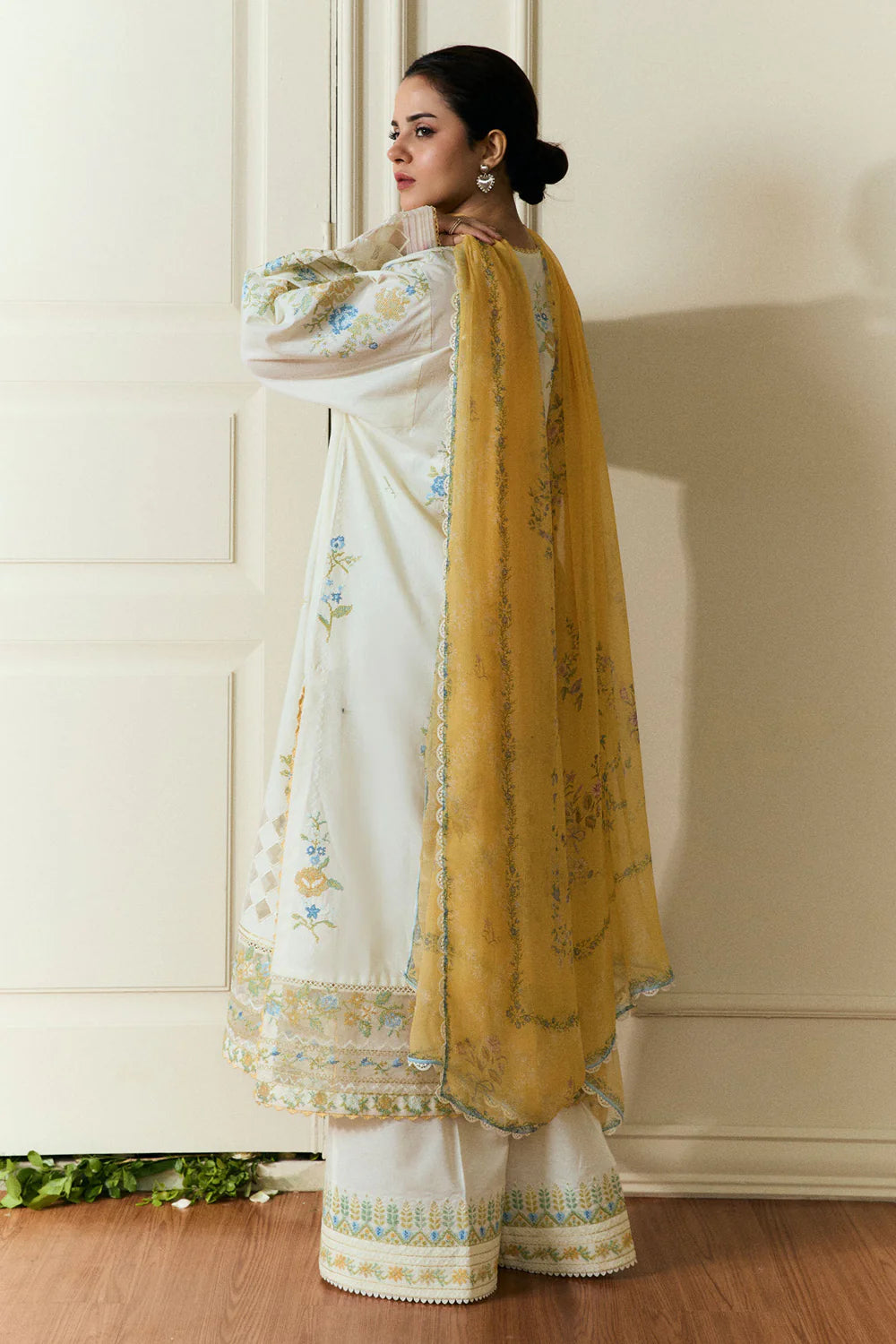 Noor Ivory Bloom