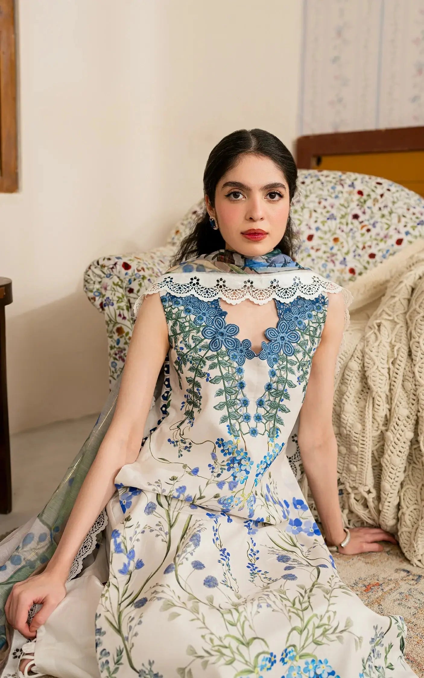 Embroidered Lawn Unstitched 3Pc Suit MVL25-13 Shabnam