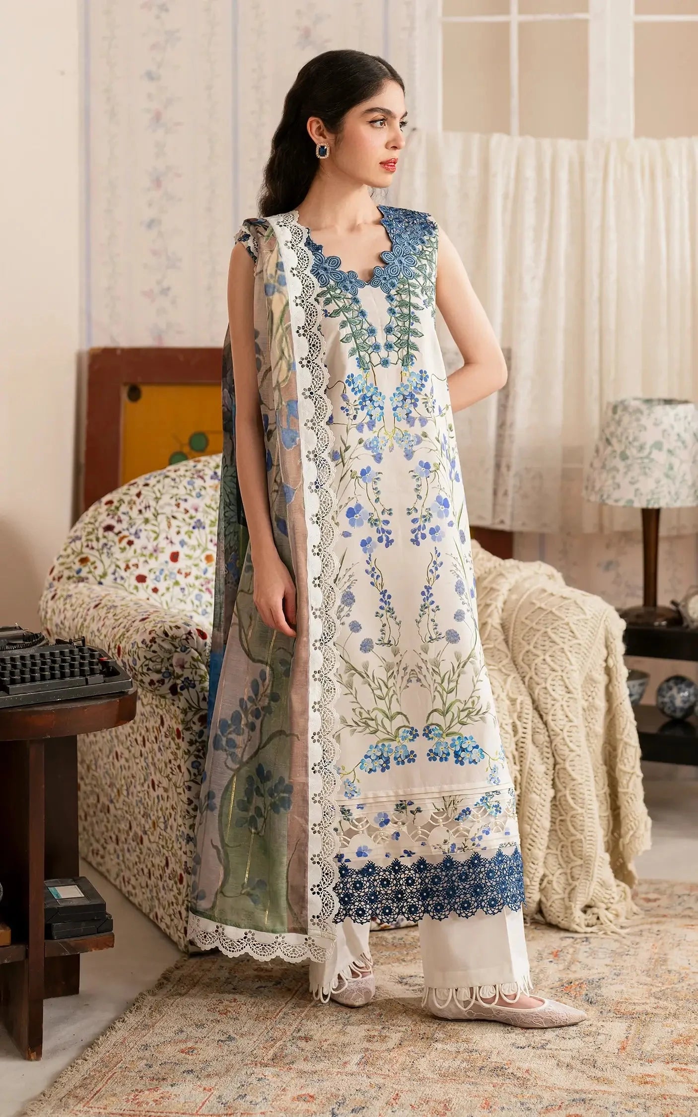 Embroidered Lawn Unstitched 3Pc Suit MVL25-13 Shabnam