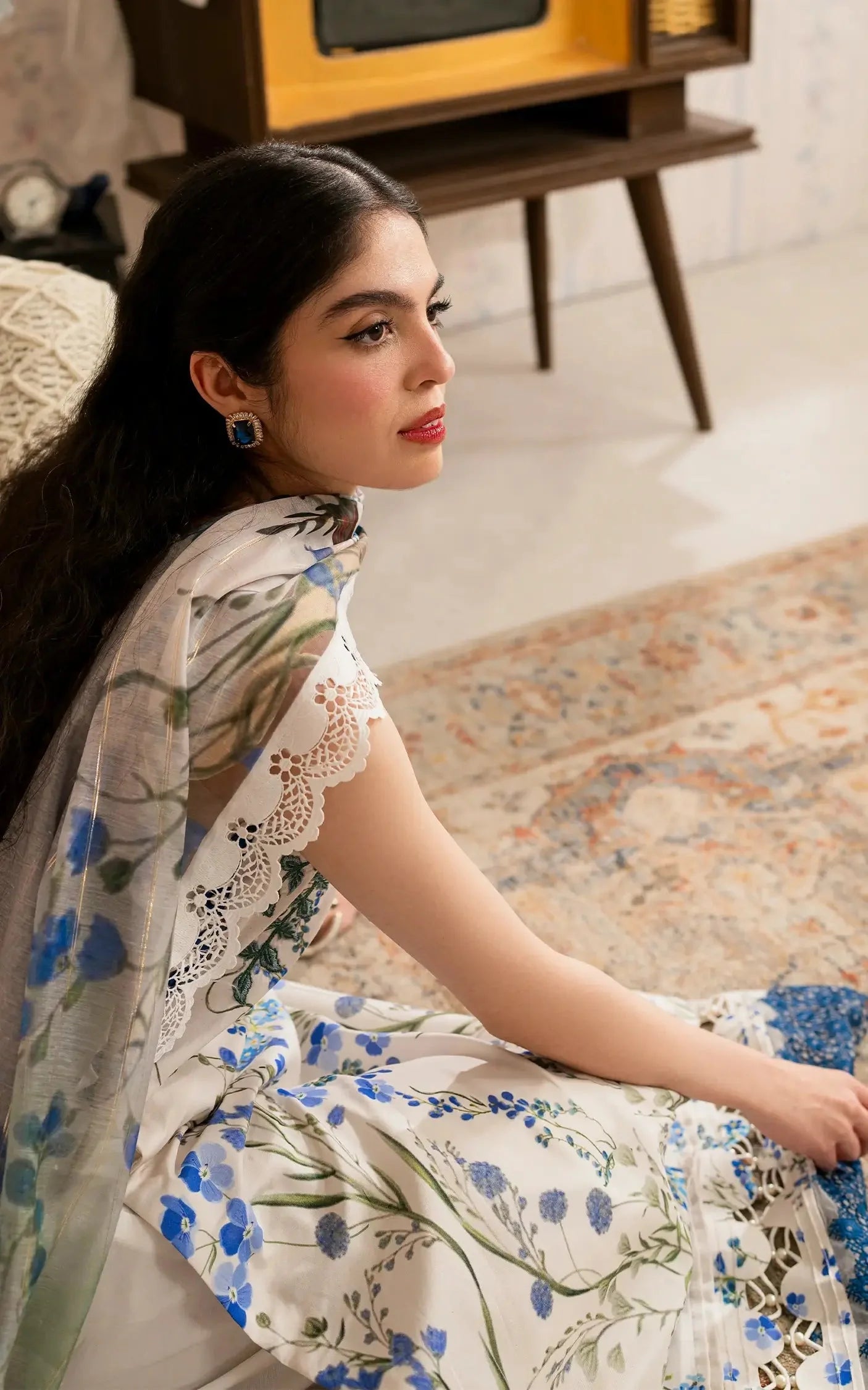 Embroidered Lawn Unstitched 3Pc Suit MVL25-13 Shabnam