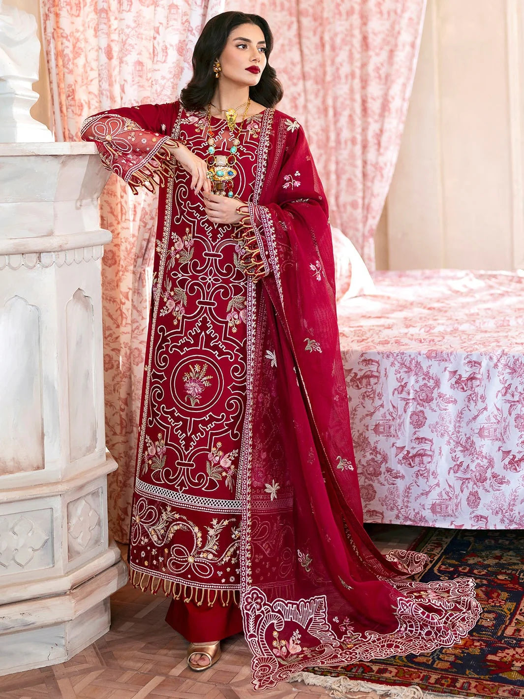 Lareeb Crimson