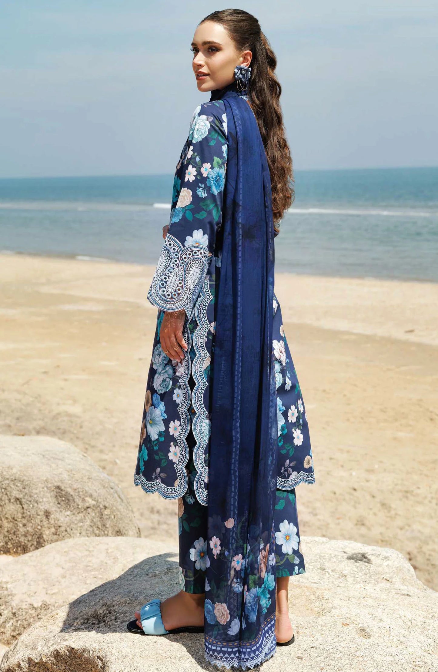 Embroidered Lawn Unstitched 3 Piece Suit - D-13 Floral Blush