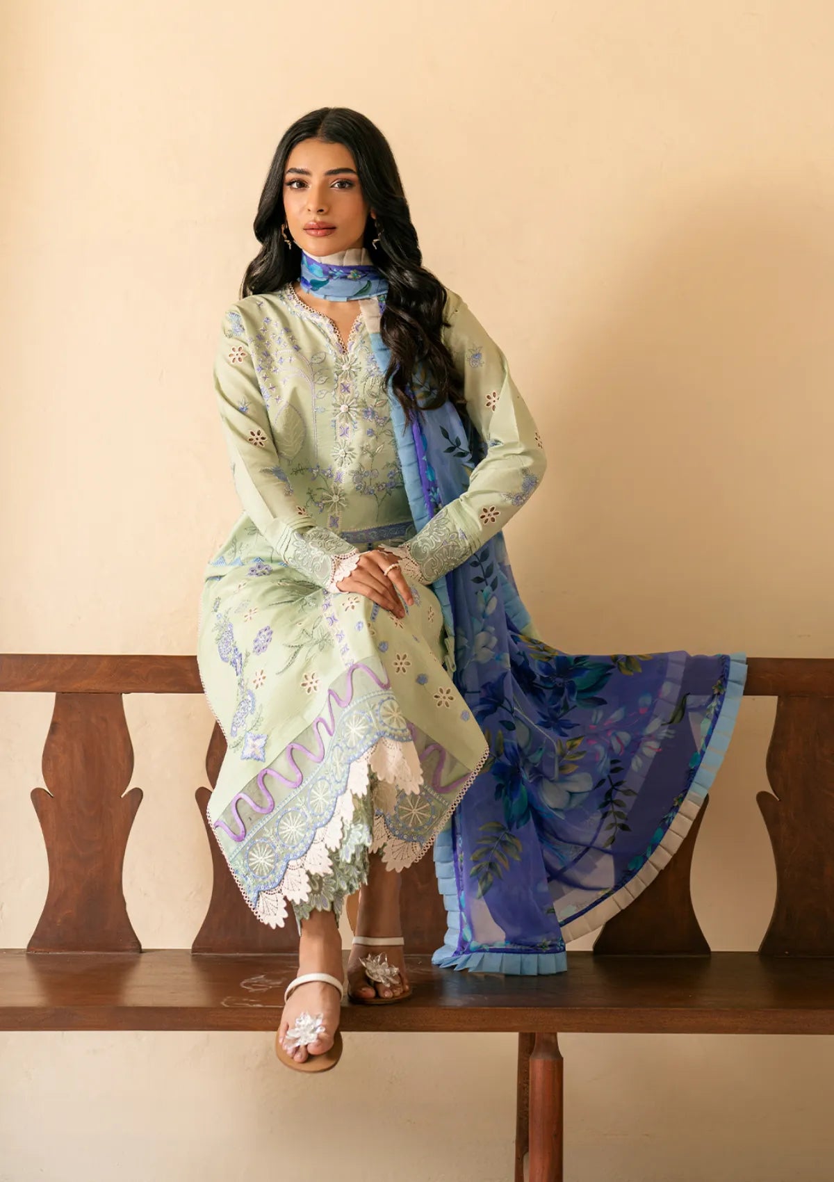 Roheenaz Aashiyana Dhanak RNZ-07A