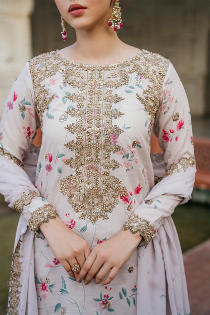 UE-318 Embroidered Printed Lawn