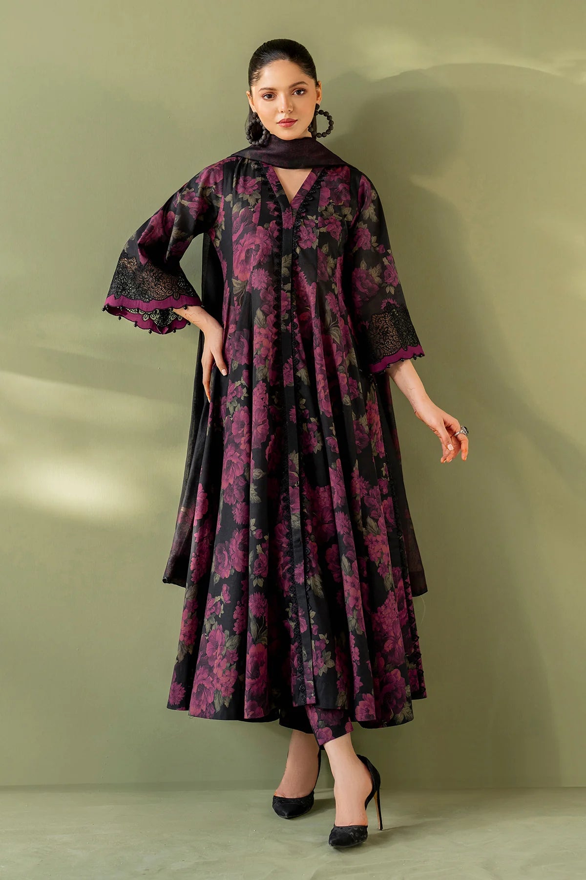 Baroque D-16B Linen