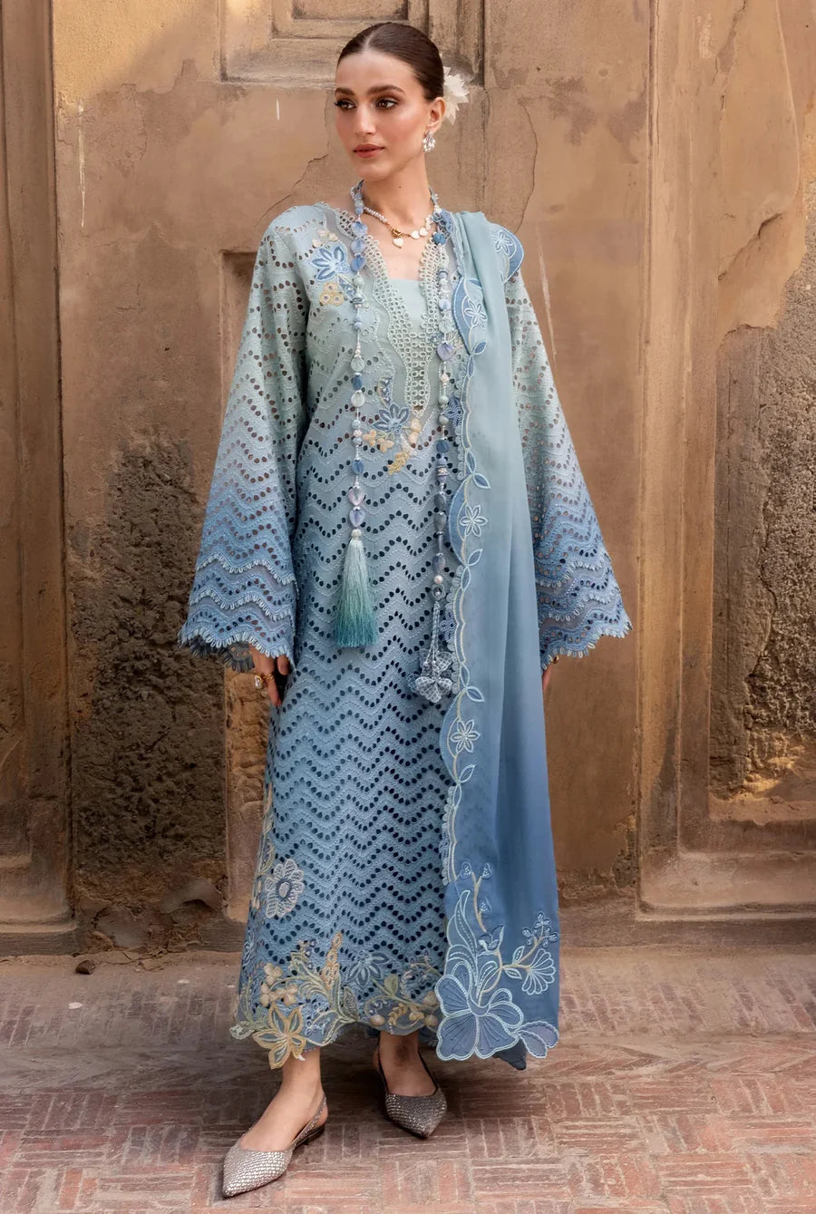 Crimson Lawn Embroidered Luxury 3 Piece Dress - J2805