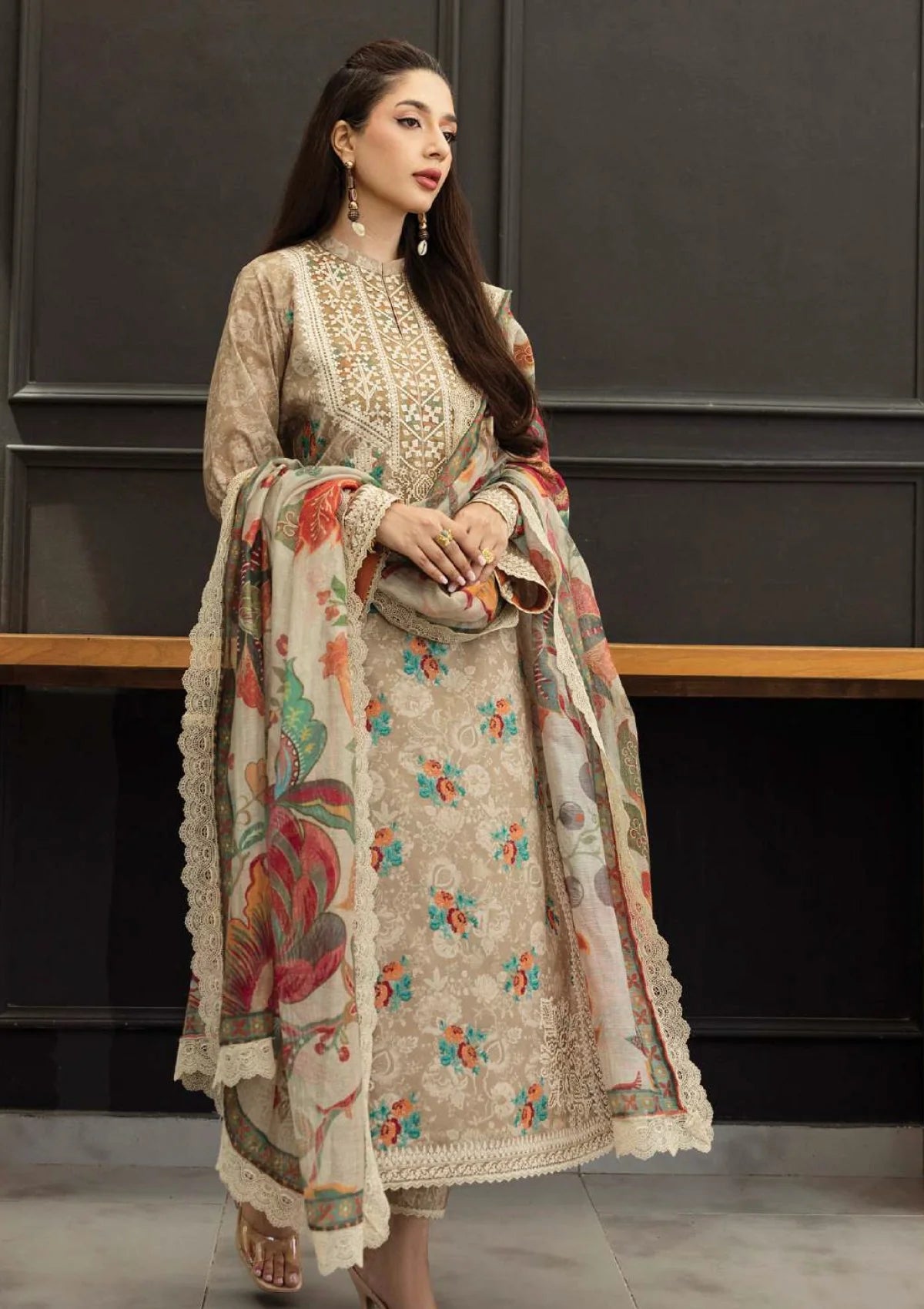 Zainab Chottani - Tahra 25