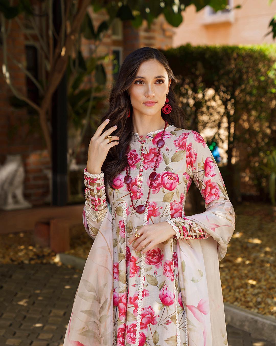 Iznik Embroidered & Printed Lawn 3 Piece Dress - 0674