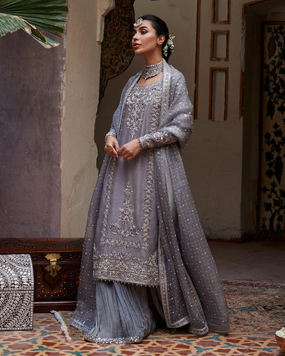 Faiza Saqlain Dila