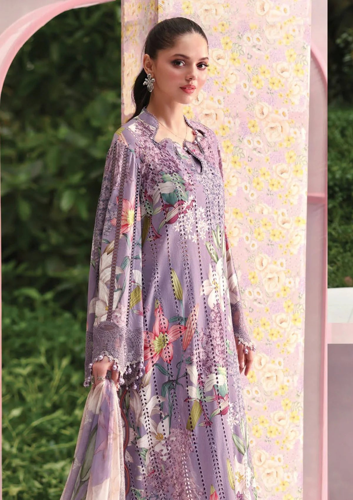 Maria.B MPrints Embroidered Lawn Unstitched 3Pc Suit MPT-3006-B