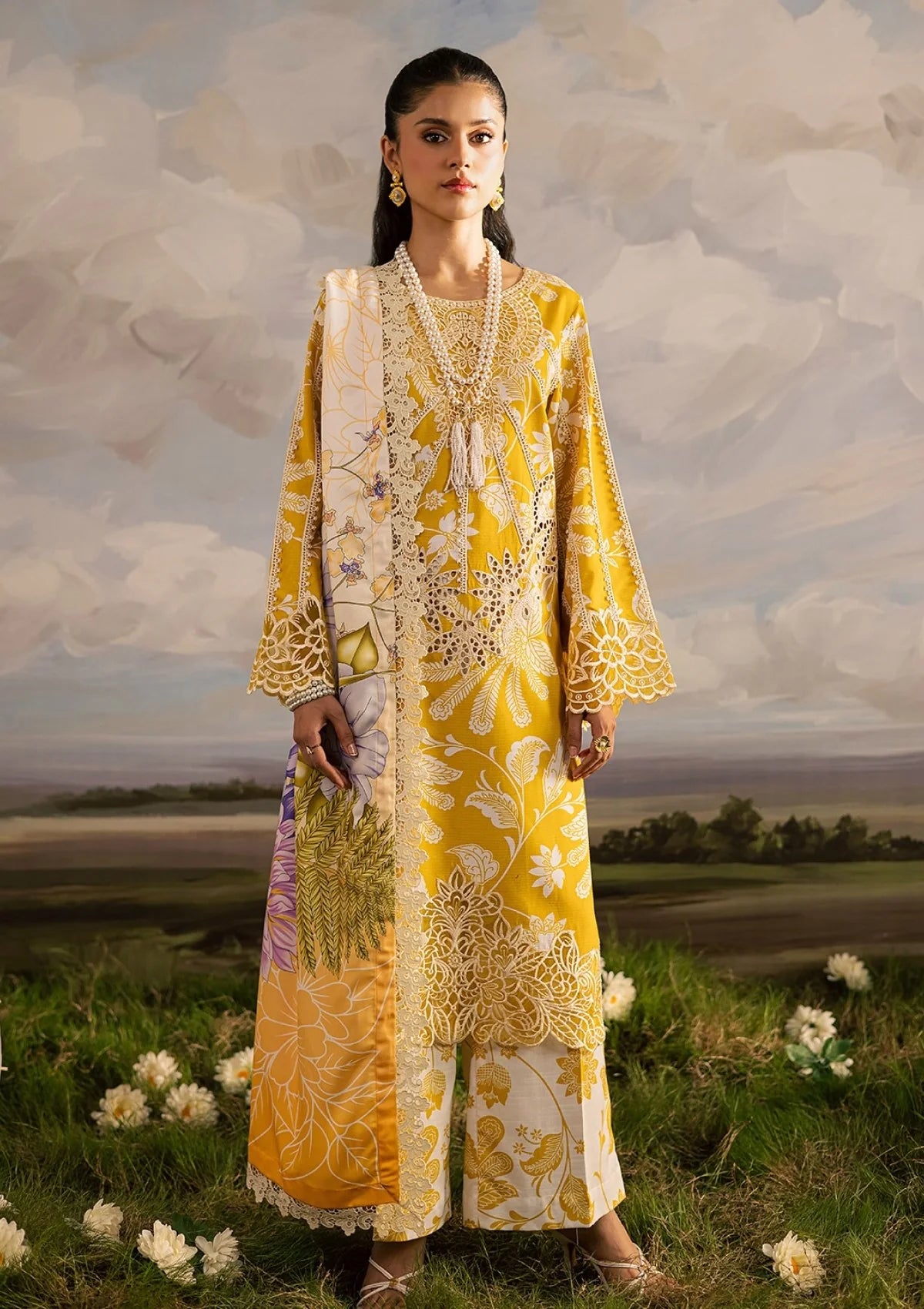 Mahnur Embroidered Lawn Chicken Kari 3Pc Unstitched