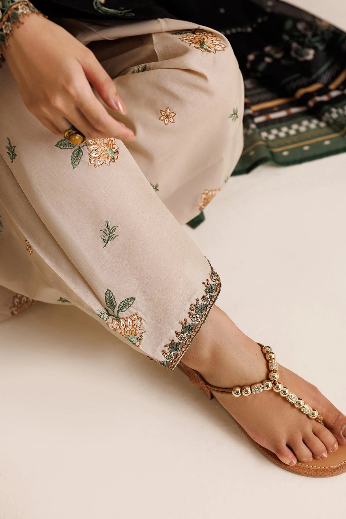 Luxury Dhanak 3 Piece Unstitched