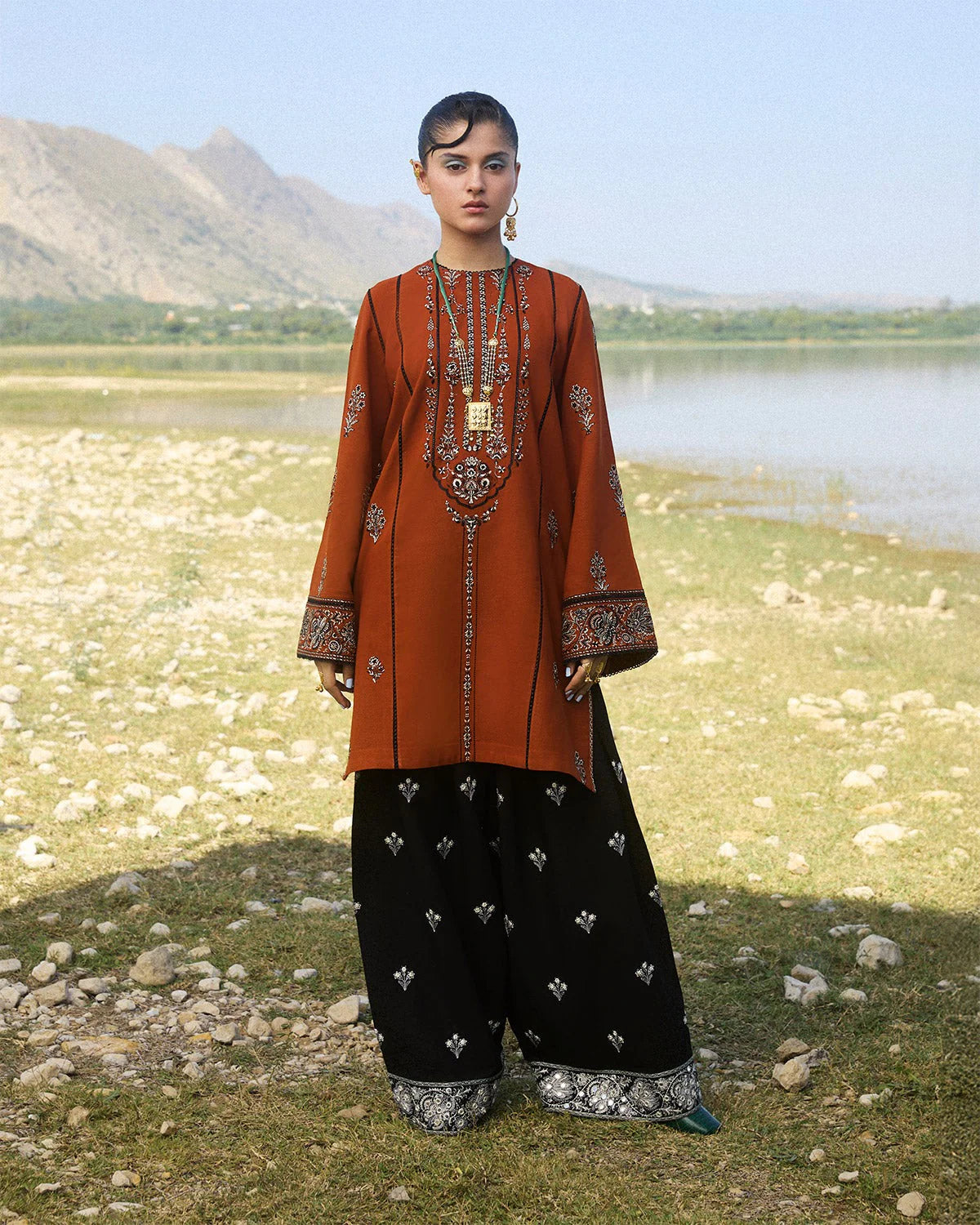 Rust Royalty – Lady Attires