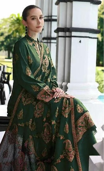 Bareeze Winter 2026 D109