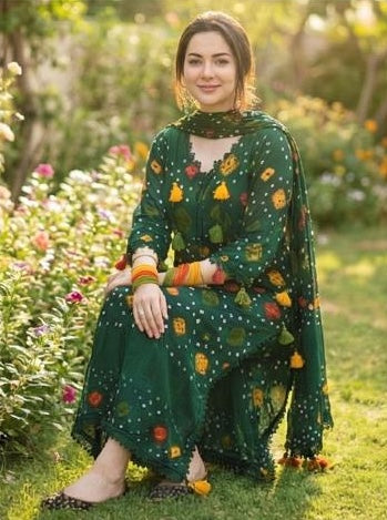 Aneelas Lawn Chicken Kari D02-2026