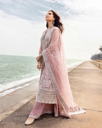 FAIZA SAQLAIN (ZINNIA LUXURY Lawn 25 Amaryllis-02)